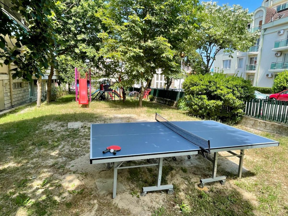 Отель Amadina Garden Лозенец Экстерьер фото